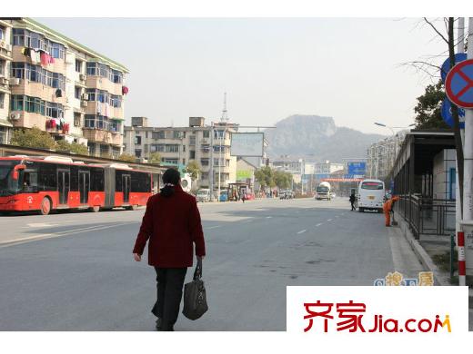 集美岸上藍山附近街景