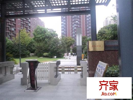 朗詩國際街區(qū)外景圖 
