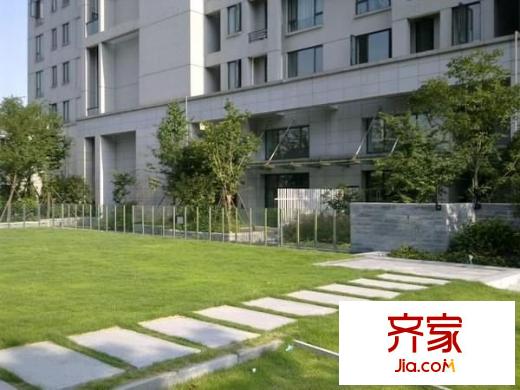 銀爵世紀公寓外景圖