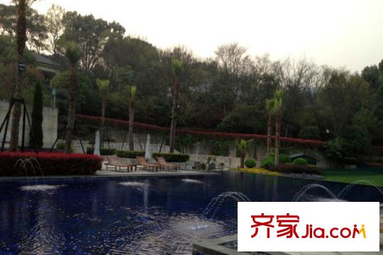高爾夫小鎮(zhèn)周邊配套