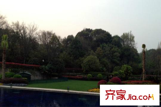 高爾夫小鎮(zhèn)周邊配套