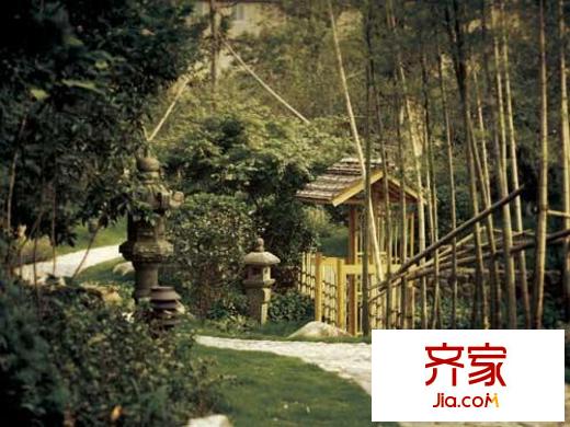 昆侖公館石燈（2009.7）