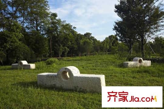 贊成良著壹號(hào)附近的美麗洲公園草坪