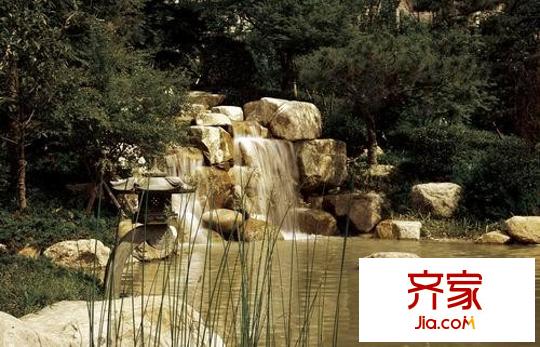 昆侖公館石燈瀑布（2009.7）