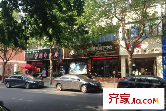 萬盛商貿(mào)城公寓周邊的商業(yè)