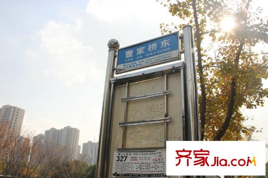 柳橋南和城附近的公交站
