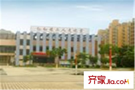 北辰金座附近的文化廣場