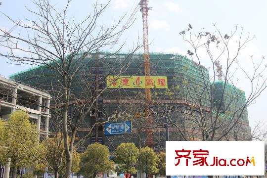 濱江萬家星城對面的新天地商業(yè)配套