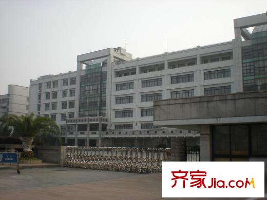 盛泰時(shí)代山項(xiàng)目附近的學(xué)校