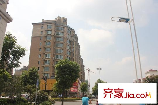 恒滕瀾山公館周邊街道