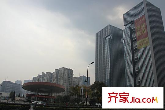 廣宇鼎悅府附近的加油站