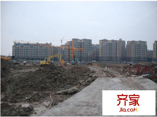 逸居城項(xiàng)目現(xiàn)場(chǎng)（2012.01）