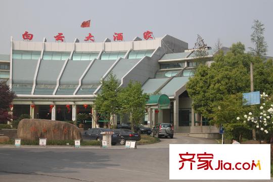 西溪海小海周邊白云大酒店