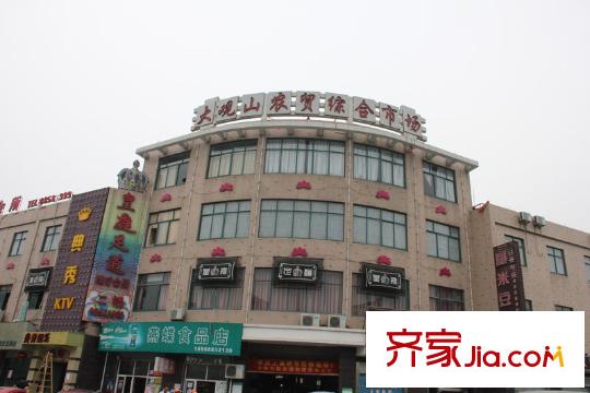美好桂花溪園附近的農(nóng)貿(mào)市場