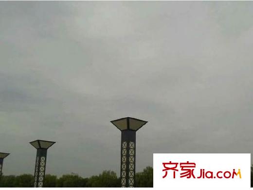 僑福一品高爾夫小區(qū)附近沿江公園建設(shè)圖片