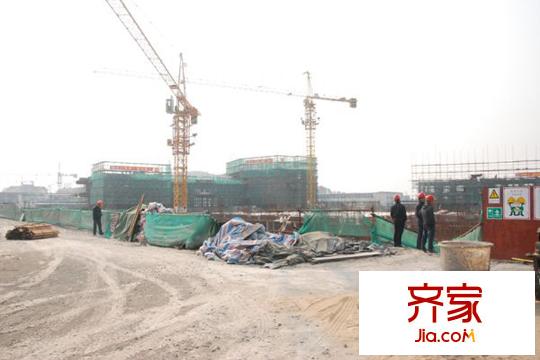 東廈東港花苑項(xiàng)目現(xiàn)場（2011.4.1）