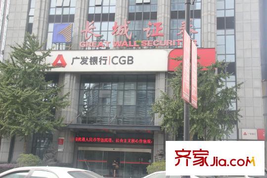 華鼎君臨天平方米附近的廣發(fā)銀行
