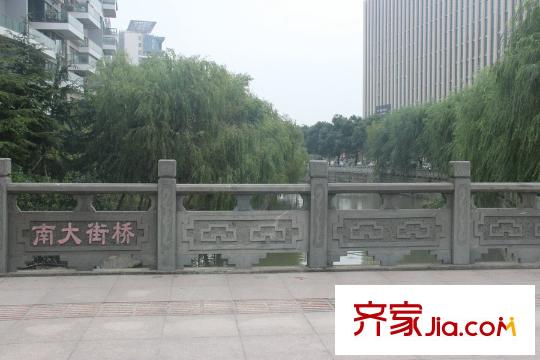 華鼎君臨天平方米附近的河景