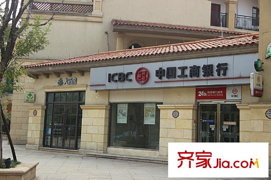 綠城藍(lán)庭小日子周邊配套藍(lán)庭底層商鋪