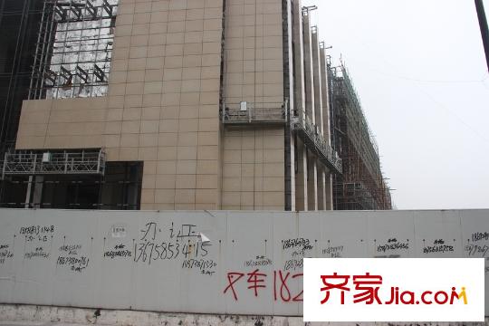 凱喜雅錦河灣旁邊的小區(qū)