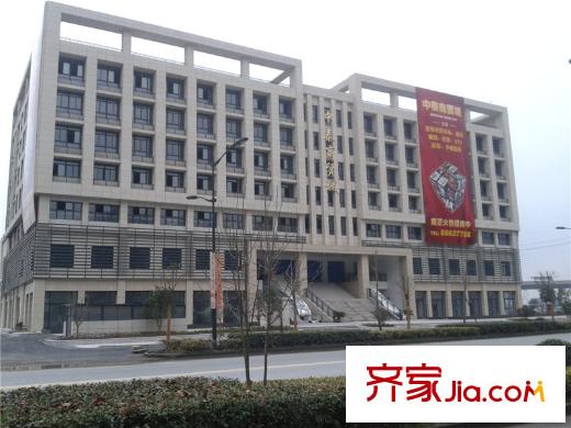 恒厚陽(yáng)光城附近的中泰商貿(mào)城
