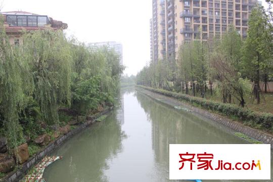 遠(yuǎn)東紫宸花園周邊配套人工河