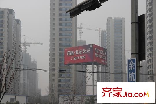 凱喜雅錦河灣旁邊的小區(qū)
