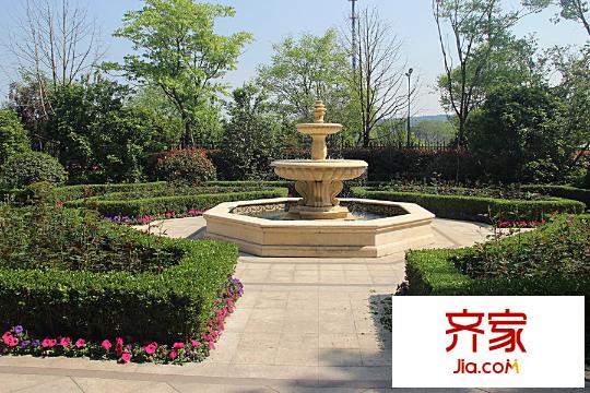 綠城蓮園售樓處實(shí)景（2015.3.22）