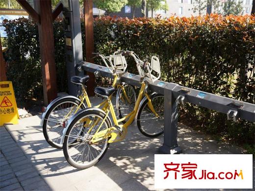 萬科良渚文化村秋荷坊附近的公共自行車點(diǎn)