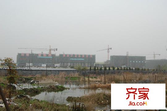 合景疊彩園樓棟建設(shè)進(jìn)度（2015.3）