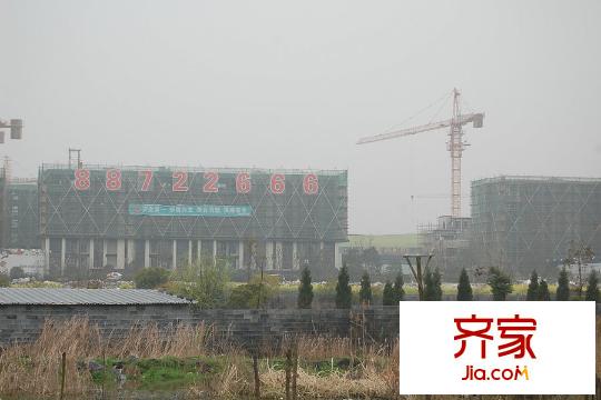 合景疊彩園樓棟建設(shè)進(jìn)度（2015.3）