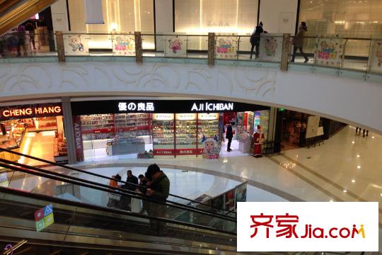 合景疊彩園西溪印象城內(nèi)部