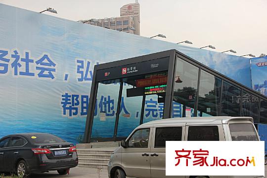 理想銀泰城臨平站Ｄ出口