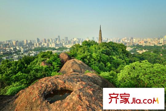 萬科坤和玉泉周邊山上的保平方米塔