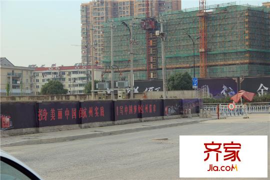 融信藍(lán)孔雀施工現(xiàn)場2014.11