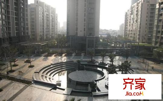 彩虹城外景圖