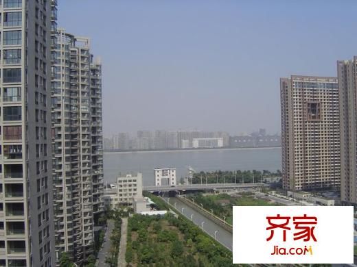 水印城外景圖 