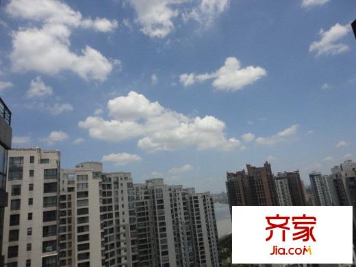 彩虹城外景圖 