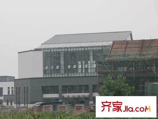 中大普升附近的在建的小學(xué)（2014-09-10）