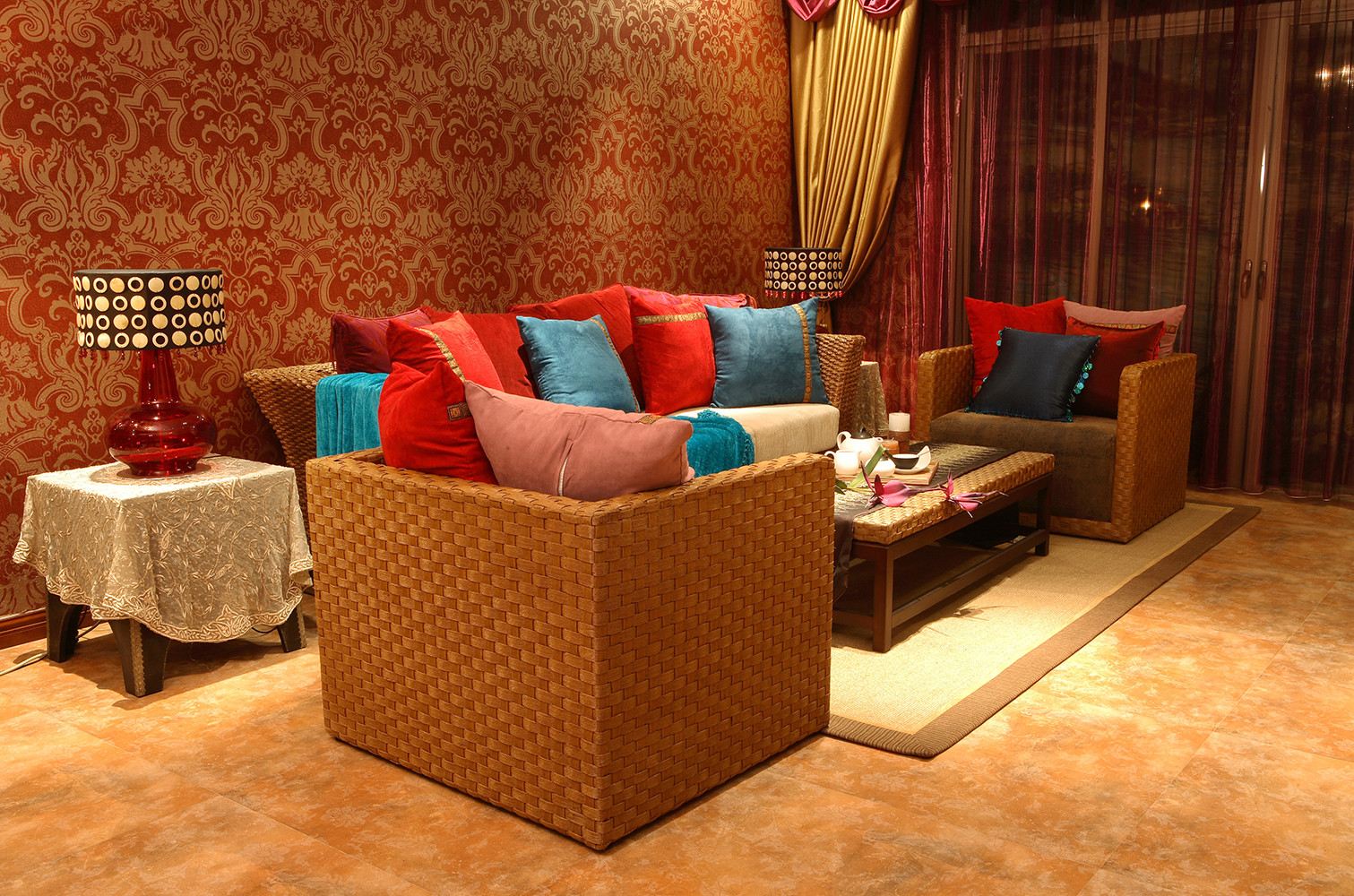 东南亚风格,130平米装修,三居室装修,20万以上装修,客厅,沙发背景墙,暖色调