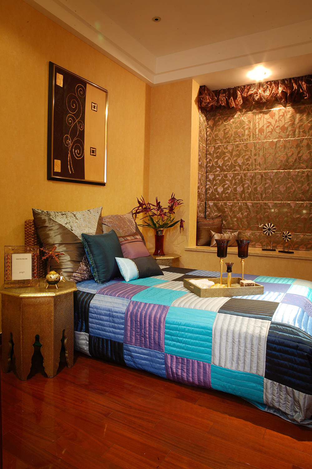 东南亚风格,130平米装修,三居室装修,20万以上装修,卧室,卧室背景墙,暖色调