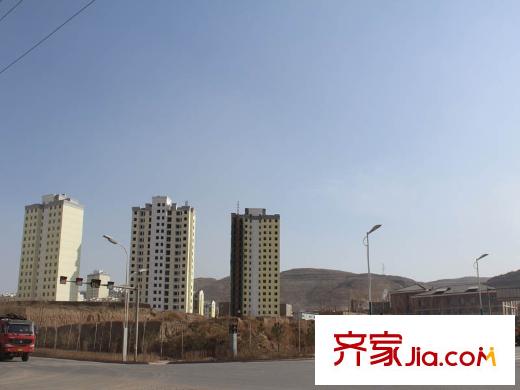 佳盛花園周邊環(huán)境(2013.4.10)