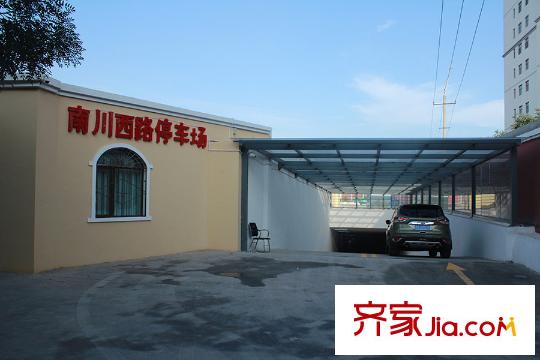 天驕花園停車場(chǎng)