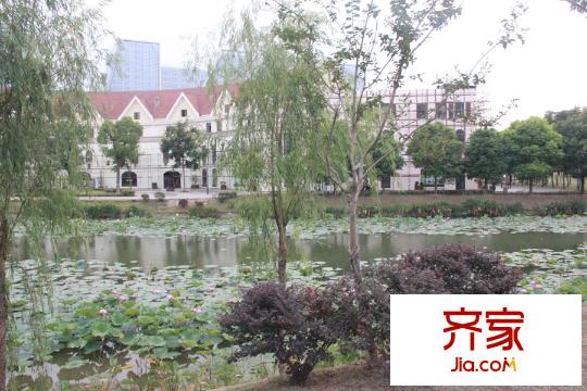 東方小鎮(zhèn)小區(qū)（2015-9-16）