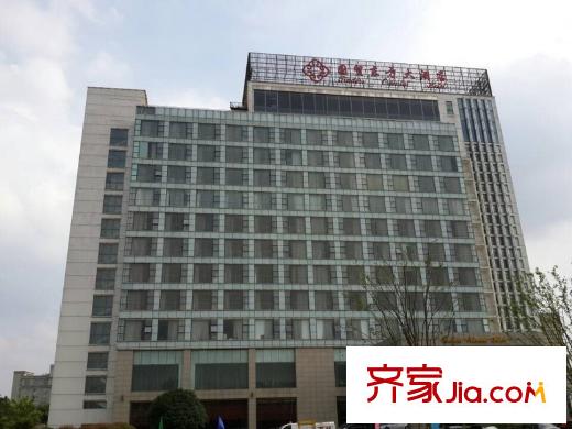 東方小鎮(zhèn)周邊配套國貿(mào)東方大酒店