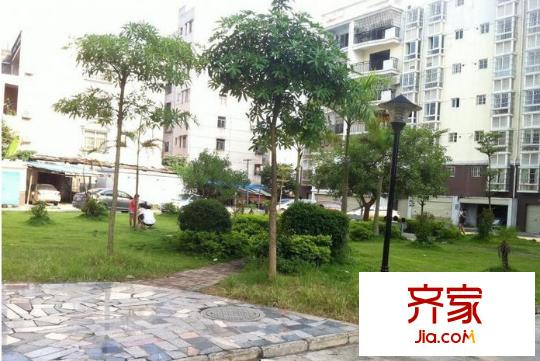 怡景花園外景圖QQ截圖20141013161608