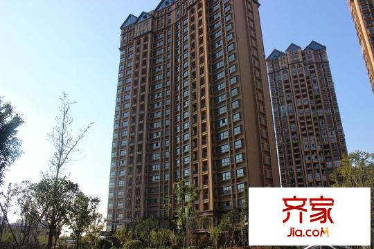 藍(lán)岳相府小區(qū)內(nèi)部2015-9-22