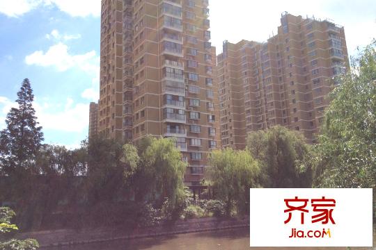 嘉中名苑小區(qū)（2015.9.9）