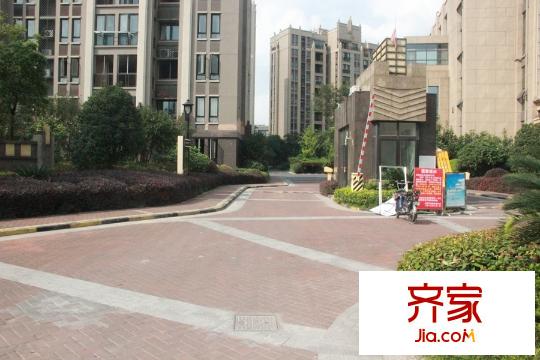 世茂河濱花園（2015-9-8）