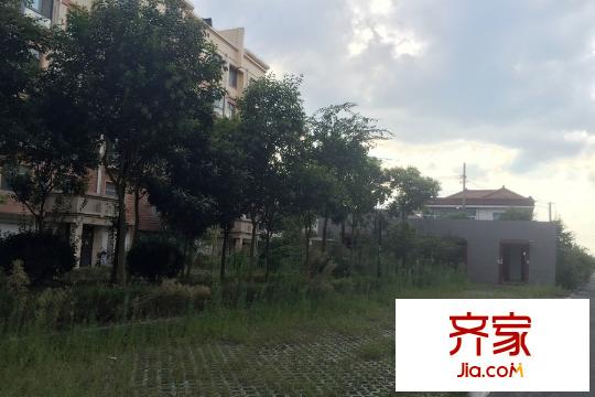 宏盛鳳城麗都小區(qū)(2015-9-8)